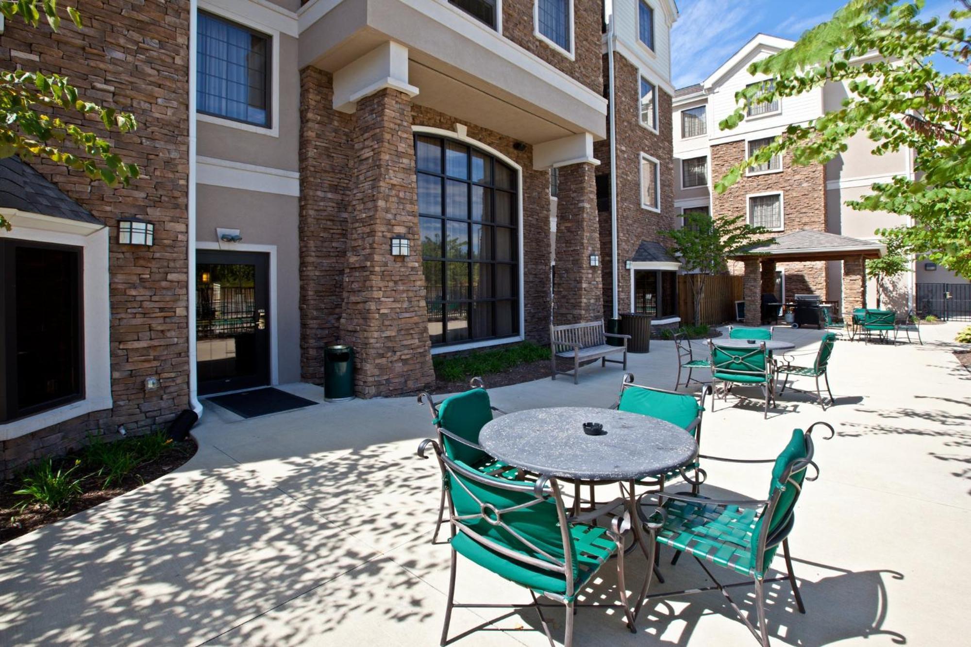 Staybridge Suites Indianapolis-Airport By Ihg Plainfield Εξωτερικό φωτογραφία